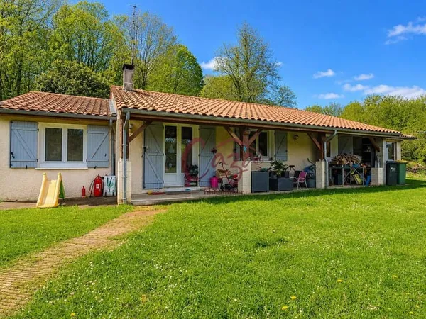 Maison de plain-pied 4 pièces 121 m²