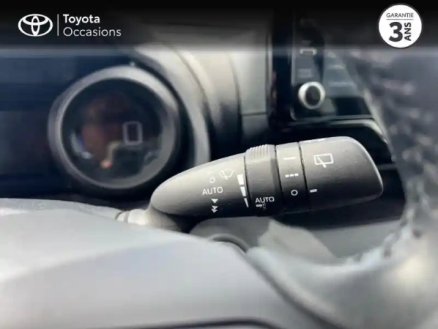 Toyota Yaris 116h design 5p my22 — photo 7