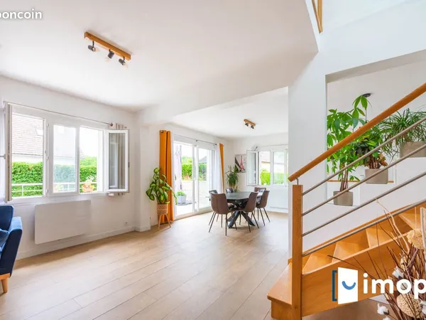 Maison 5 pièces 136 m²