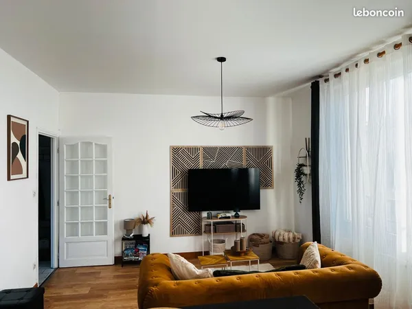À louer à partir du 16 octobre 26 : 1 chambres en colocation dans un grand duplex convivial à Vierzo