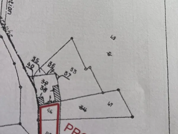 Terrain 945 m²