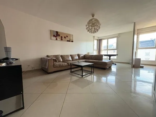Appartement 4 pièces 82 m²
