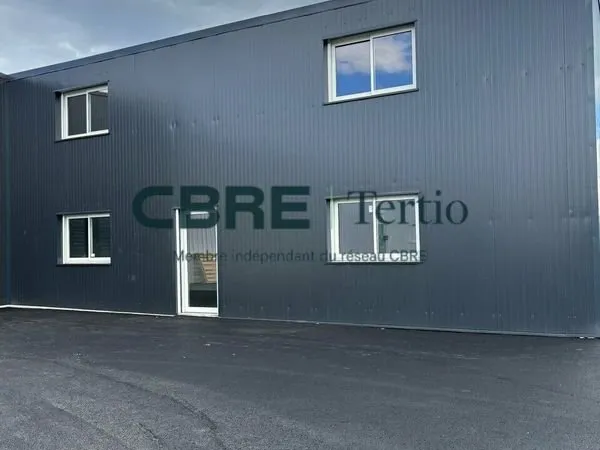LOCAL D'ACTIVITE 375 m² MONTBAZON