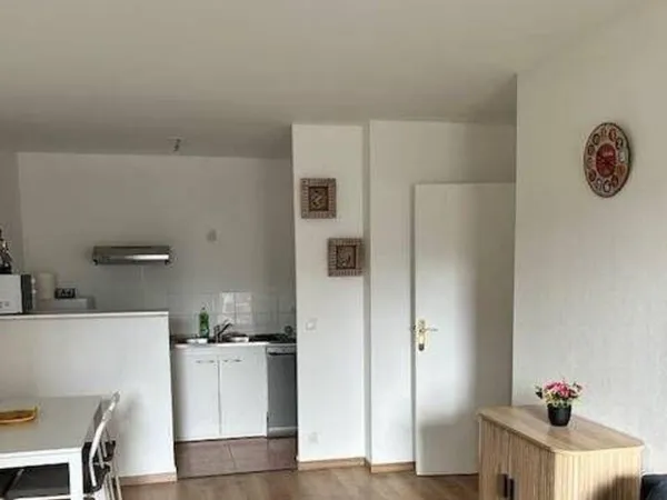 Superbe 2P meublé 43 m² avec terrasse 18m²