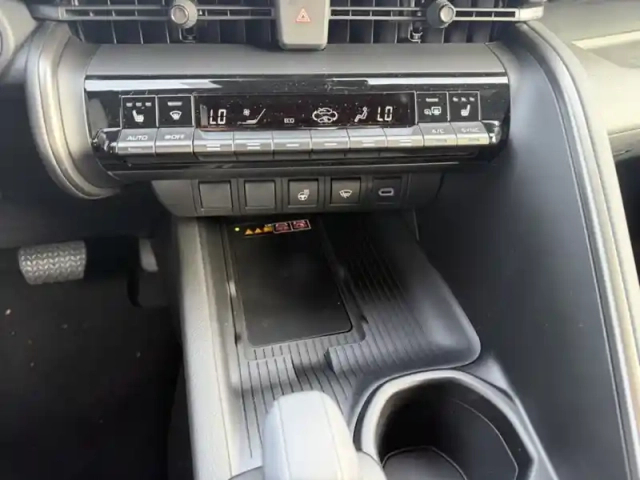 Toyota C-Hr 2.0 phev 225 graphic ng hybride recharg — photo 13