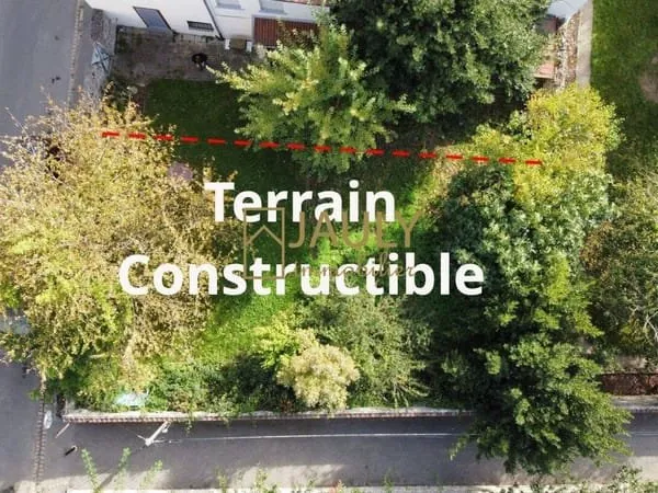 Terrain 134 m²