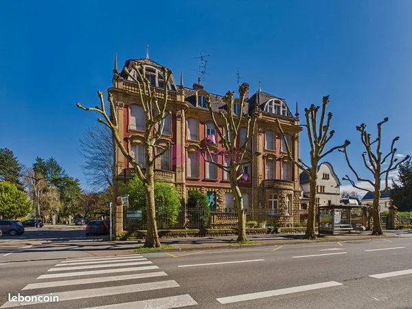 Appartement 8 pièces 203 m²