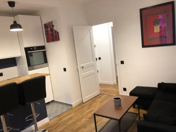 Loue appartement meublé Paris 15 / Métro Convention