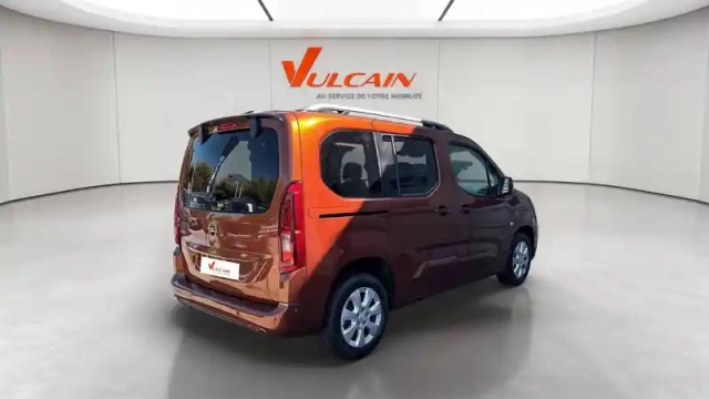 Opel Combo life l1h1 1.5 diesel 130 ch start/stop — photo 9