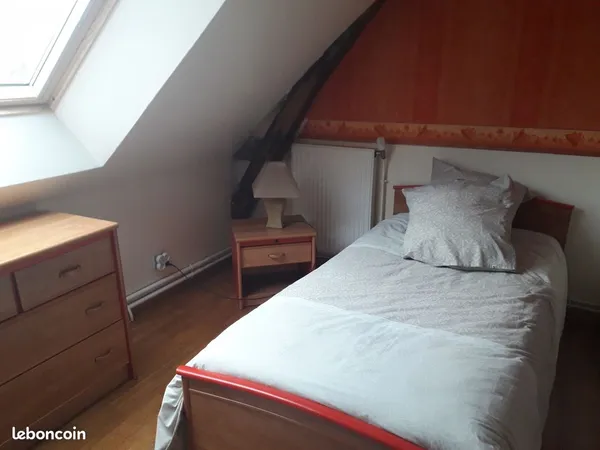 Chambre cosy lit 90 cm 6 km université