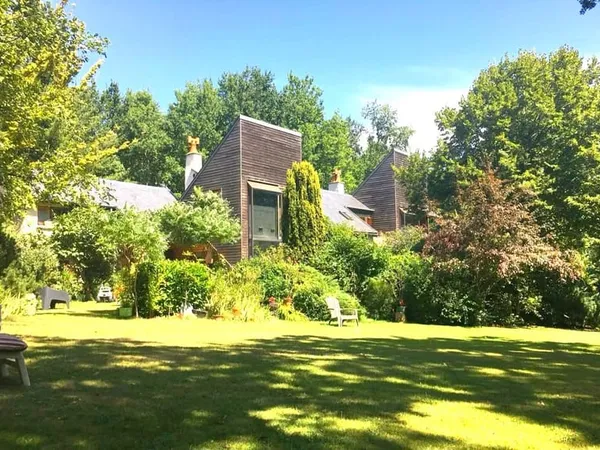 Maison d'environ 160 m2 sur une parcelle totale de 7058 m2 s