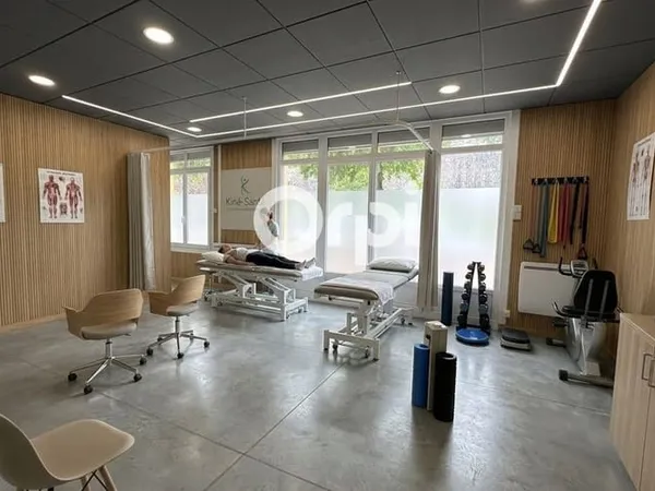 Bureau 155 m²