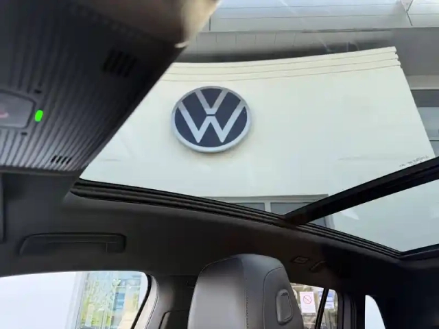 Volkswagen Tiguan 2.0 tdi 150ch dsg7 — photo 30