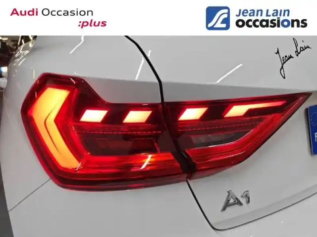 Audi A1 sportback 30 tfsi 116 ch s tronic 7 — photo 40