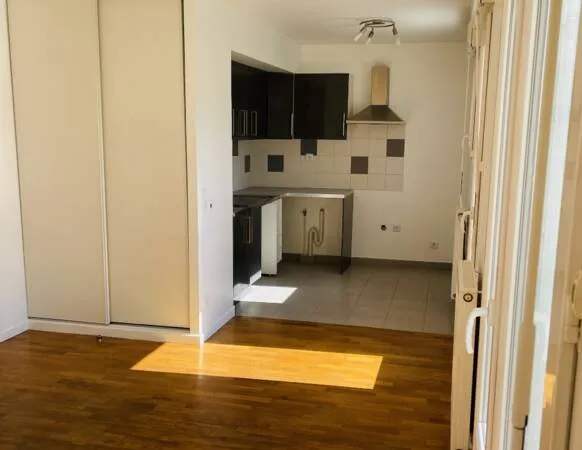 Studio 1 pièce 35 m²
