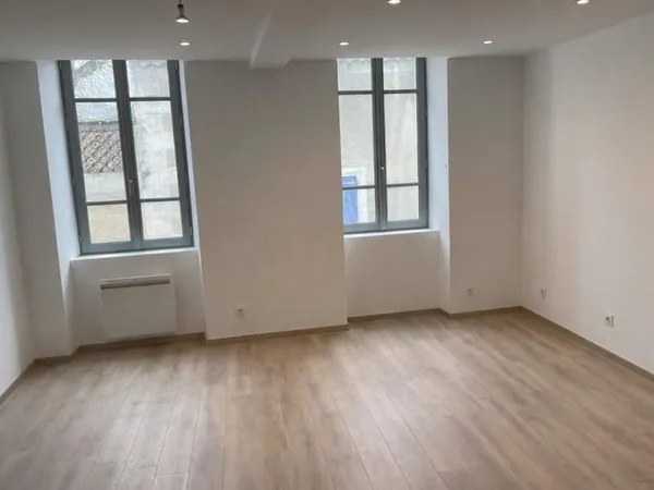 Lot de 2 appartements T2 neufs, climatisés, loués
