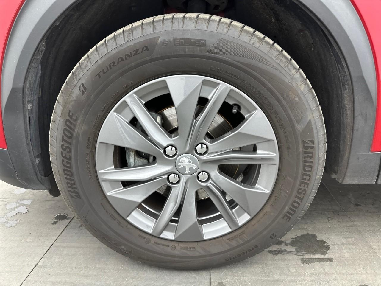 Peugeot 2008 puretech 130 s&s eat8 style — photo 14