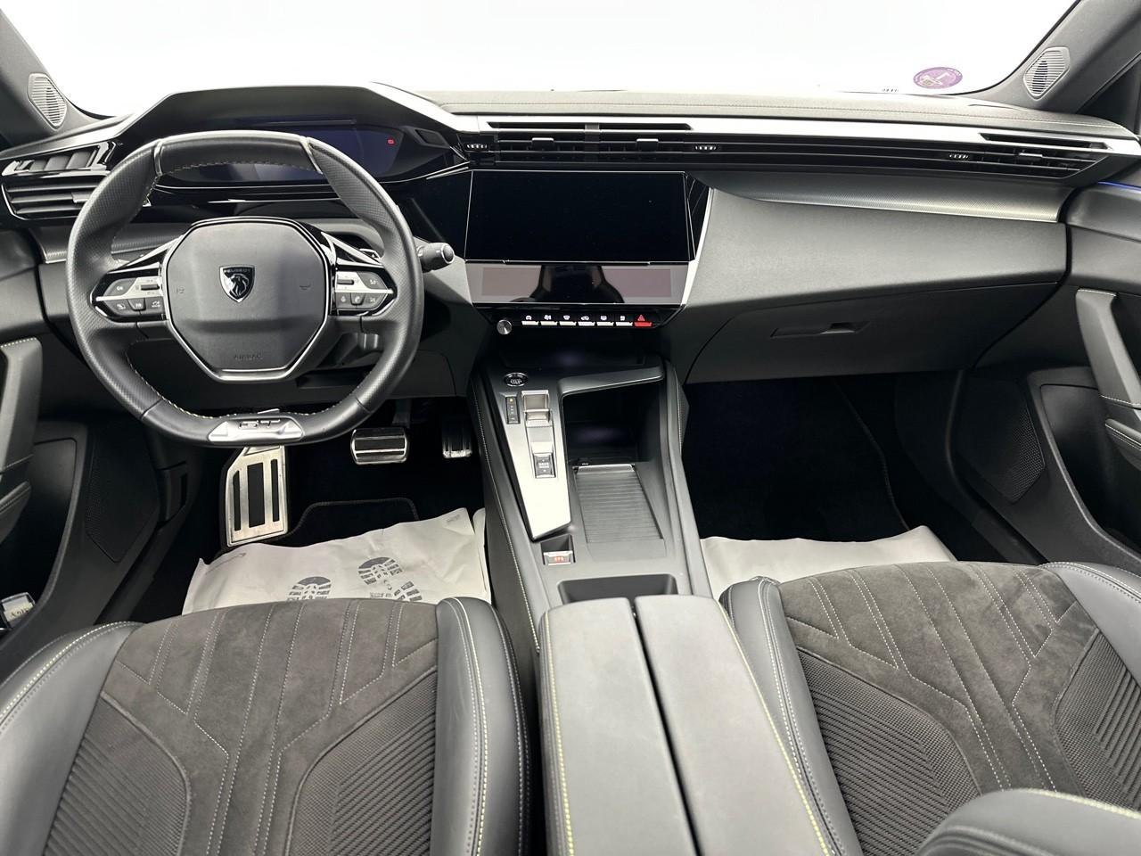 Peugeot 408 puretech 130 ch s&s eat8 gt — photo 11