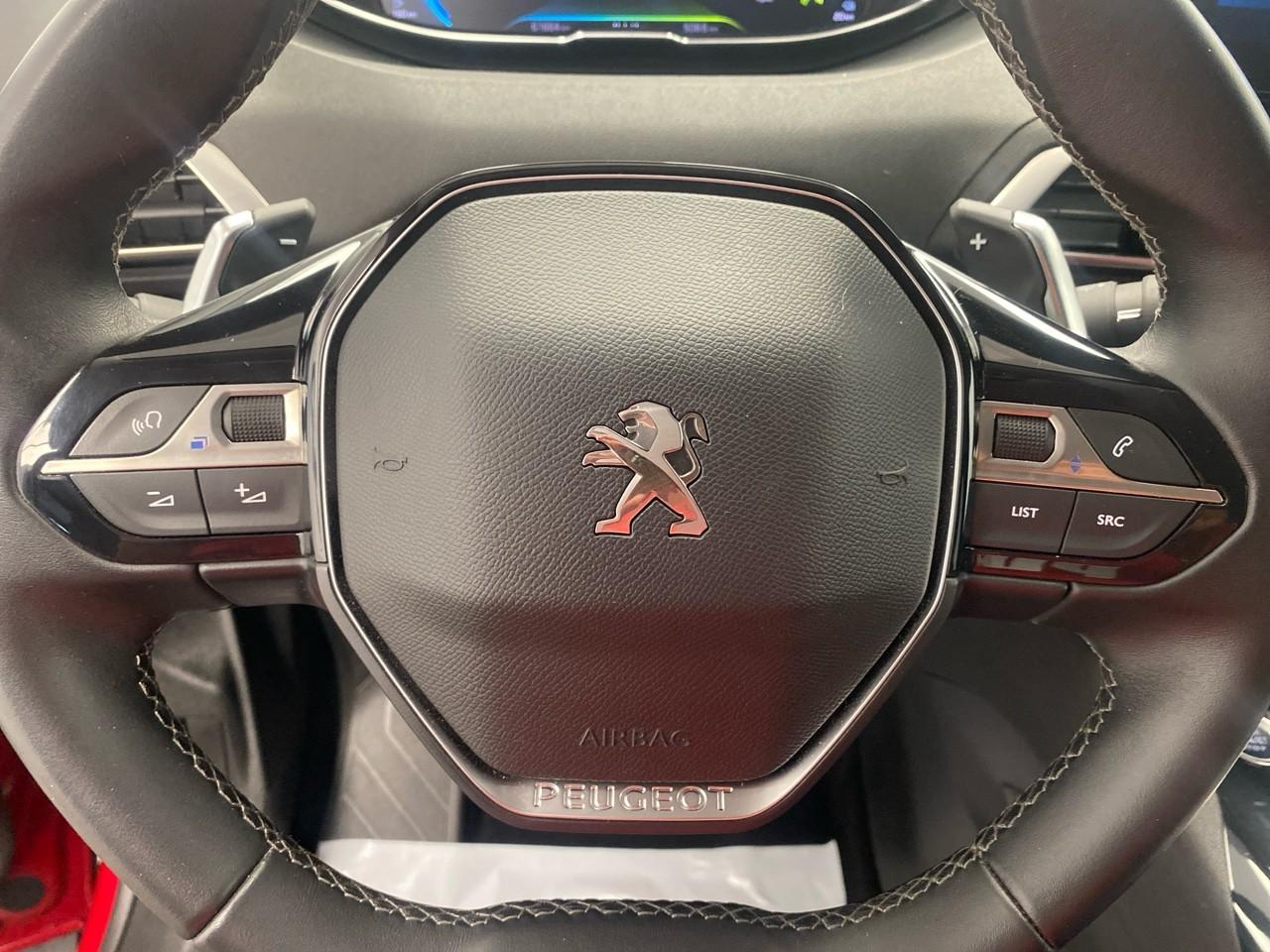 Peugeot 3008 hybrid 225 e-eat8 allure pack — photo 18