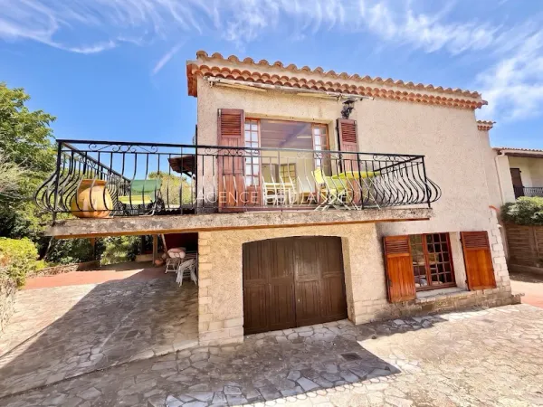 Maison 161 m²