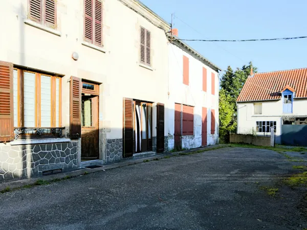 Maison Espinasse 7 pièce(s) 157 m2