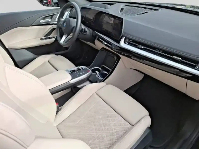Bmw X1 sdrive 18d 150ch dkg7 — photo 56