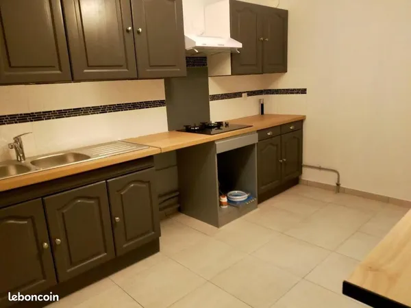 Appartement t3 tres calme et tres lumineux