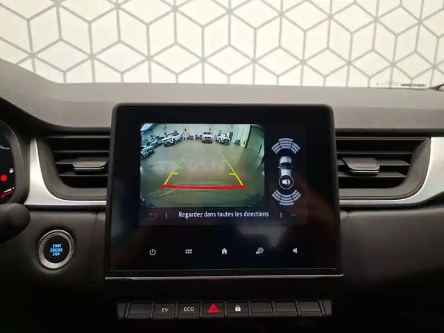 Renault Captur e-tech 145 - 21 — photo 20