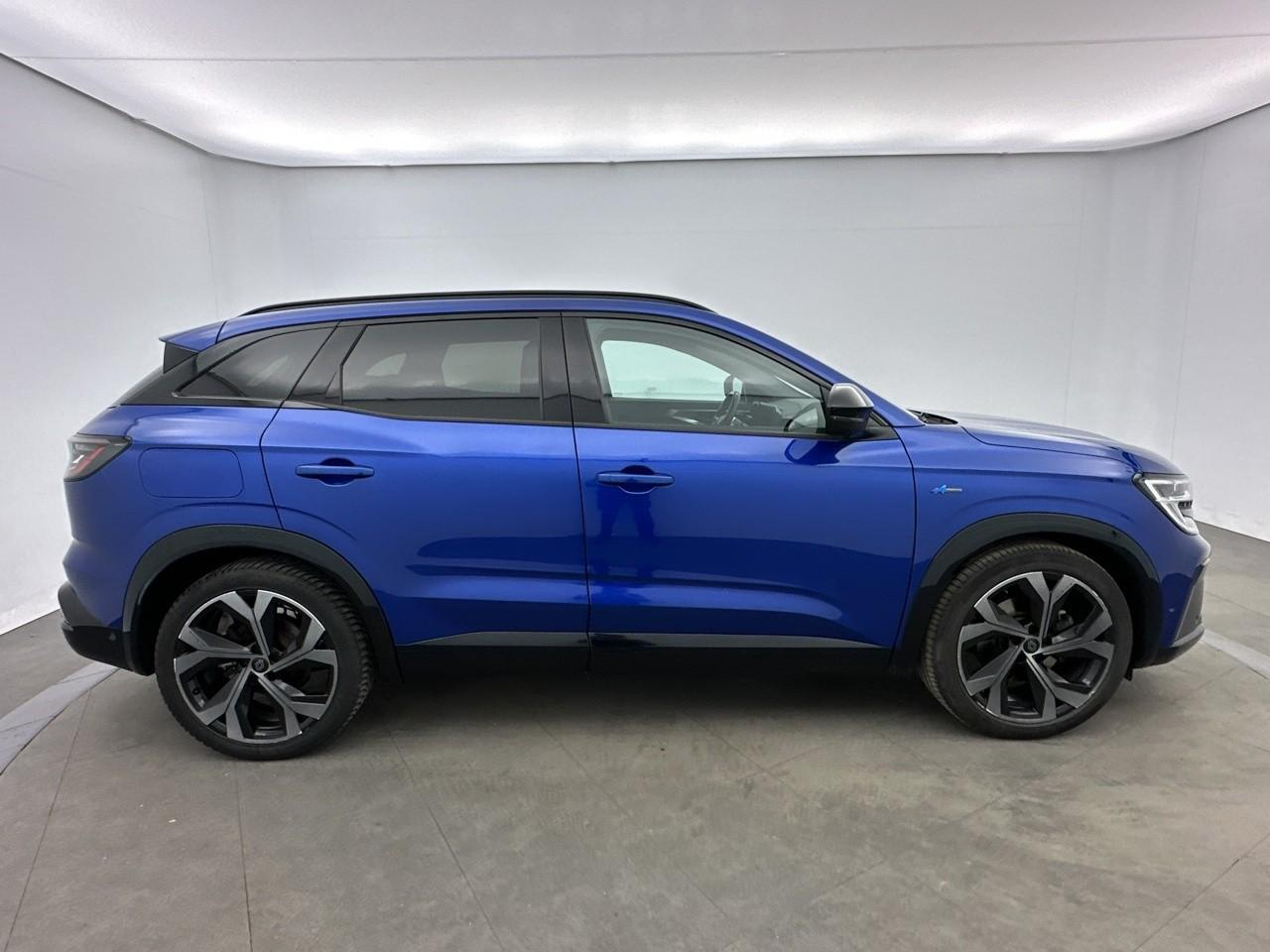 Renault Austral e-tech hybrid 200 iconic esprit alpine — photo 4