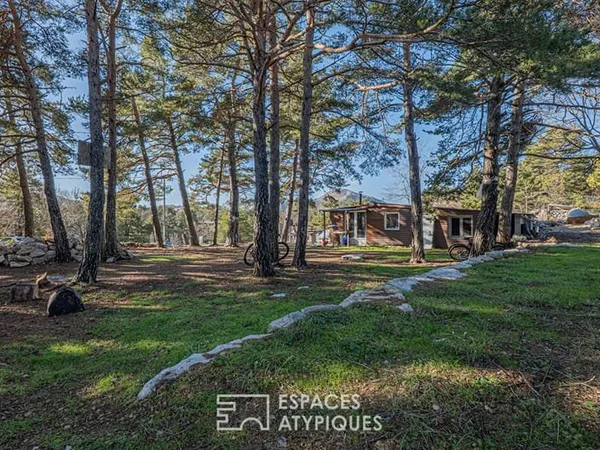 Chalet authentique à Caussols