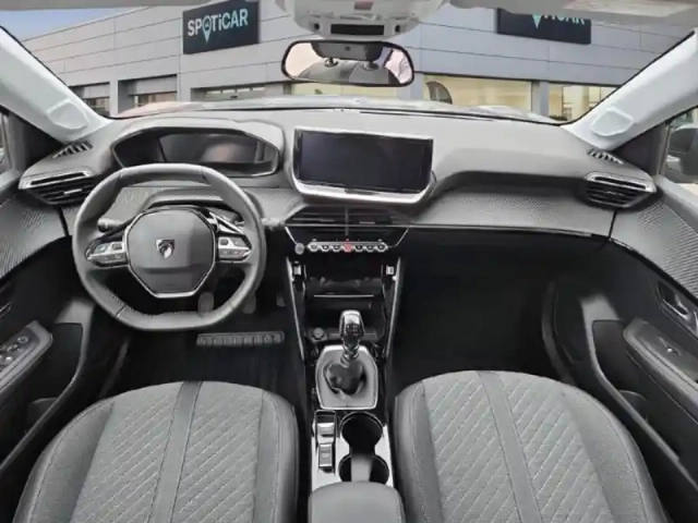 Peugeot 208 1.2 100ch s&amp;s allure — photo 9