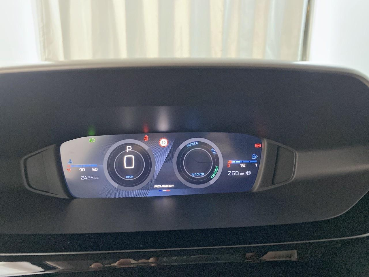 Peugeot 308 hybrid 145 e-dcs6 allure — photo 13