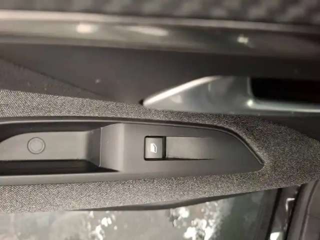 Peugeot 3008 bluehdi 130ch s&amp;s bvm6 — photo 30