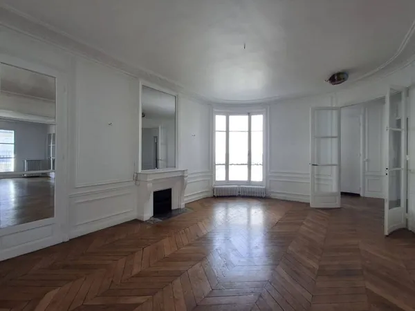 Appartement 6 pièces 155 m²