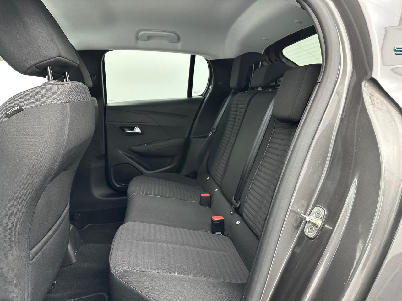 Peugeot 208 puretech 100 s&s bvm6 style — photo 12