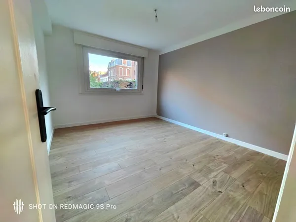 Appartement T3 de 89 m2 secteur métro Cormontaigne