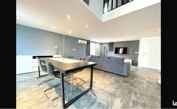 Grand loft à vendre