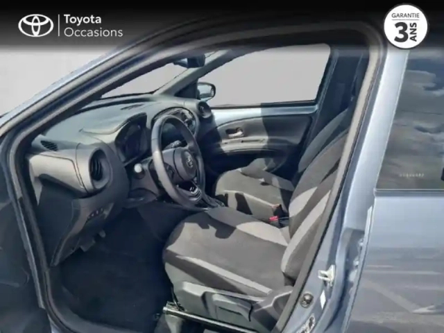 Toyota Aygo x 1.0 vvt-i 72ch dynamic s-cvt my24 — photo 11