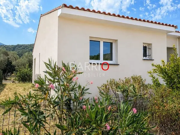 LE BOULOU : Superbe villa récente de plain-pied