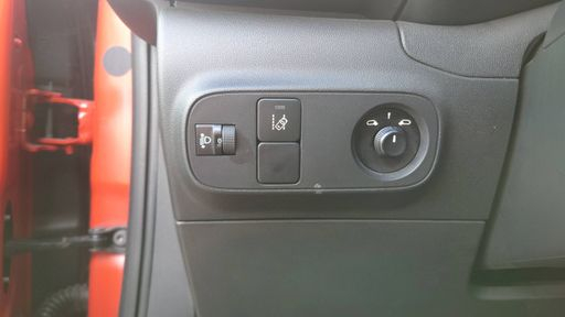 Citroen C3 1.2 PureTech 110 - Shine – 2016 – 123328 km – Essence – Boîte Manuelle — photo 5