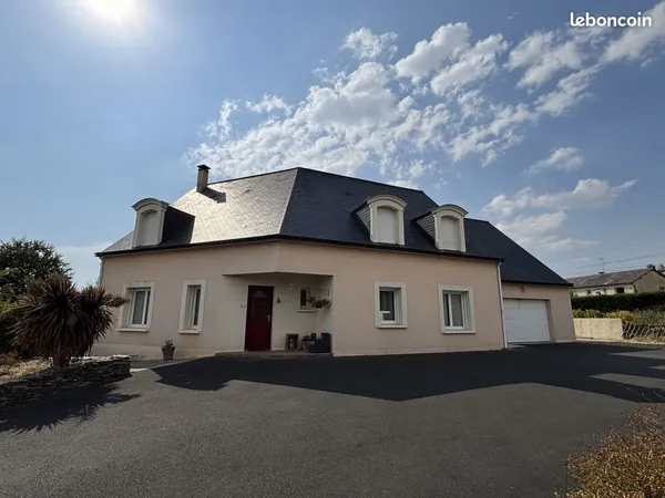 Maison 8 pièces 200 m²