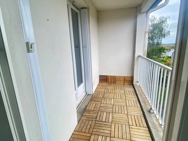 Appartement T3 avec balcon au coeur de Château-Malo