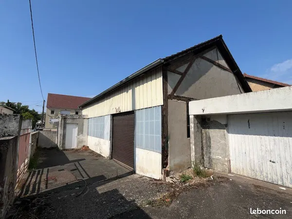 Atelier 200 m² pour l'offre ou stockage
