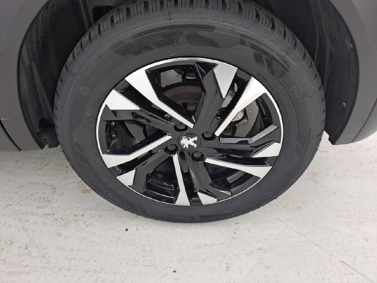 Peugeot 2008 puretech 130 s&s bvm6 gt — photo 24