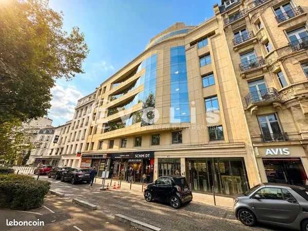 Bureaux 199 m²