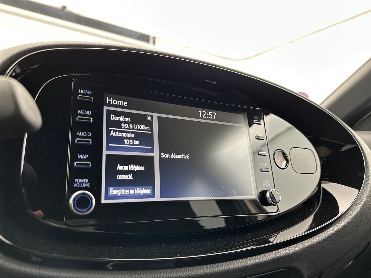 Toyota Aygo 1.0 vvt-i 72 s-cvt design — photo 10