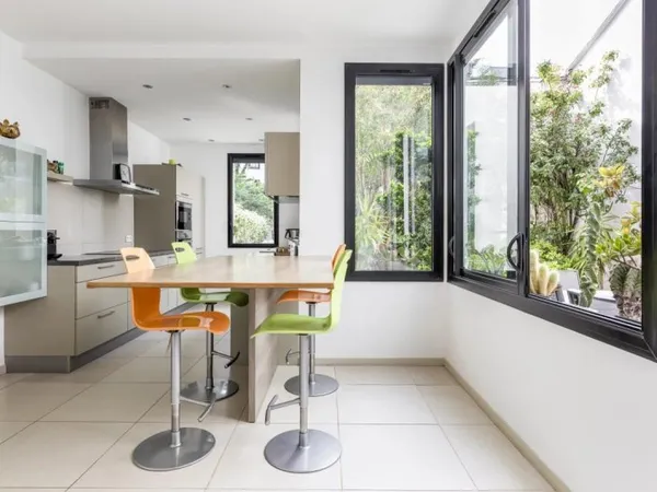 Vends villa - 346.32m² - 8 pièces, 4 chambres - Toulouse 31000