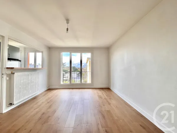 Studio 1 pièce 32 m²