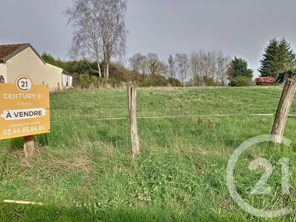 Terrain 400 m²