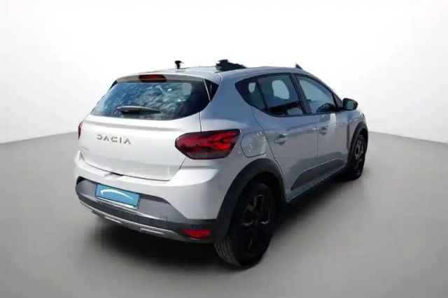 Dacia Sandero eco-g 100 — photo 33